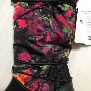 Dirty Laundry 9 Lined Floral Black Boots New